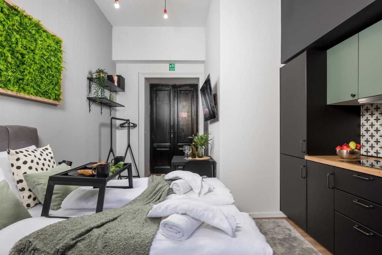 Apartments & Rooms One World Rijeka Extérieur photo