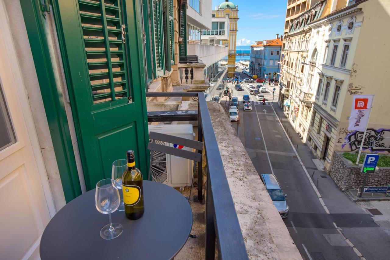 Apartments & Rooms One World Rijeka Extérieur photo