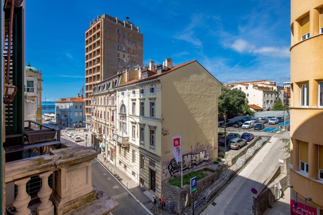 Apartments & Rooms One World Rijeka Extérieur photo