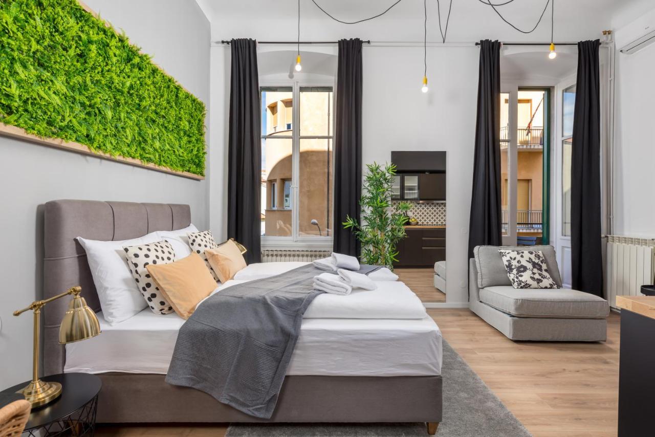 Apartments & Rooms One World Rijeka Extérieur photo