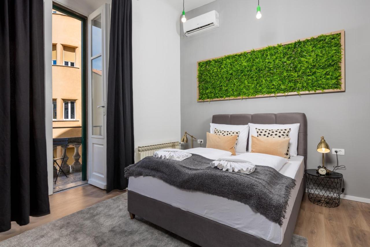 Apartments & Rooms One World Rijeka Extérieur photo